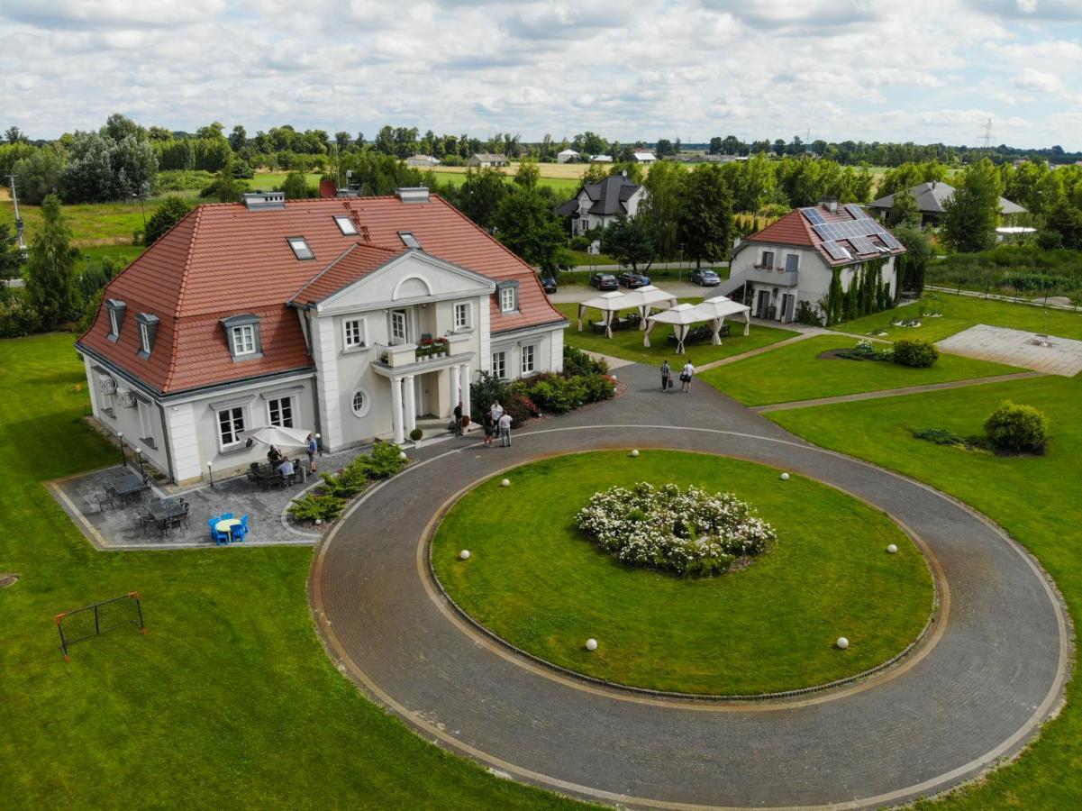 Eco Nieborow Hotel Exterior foto